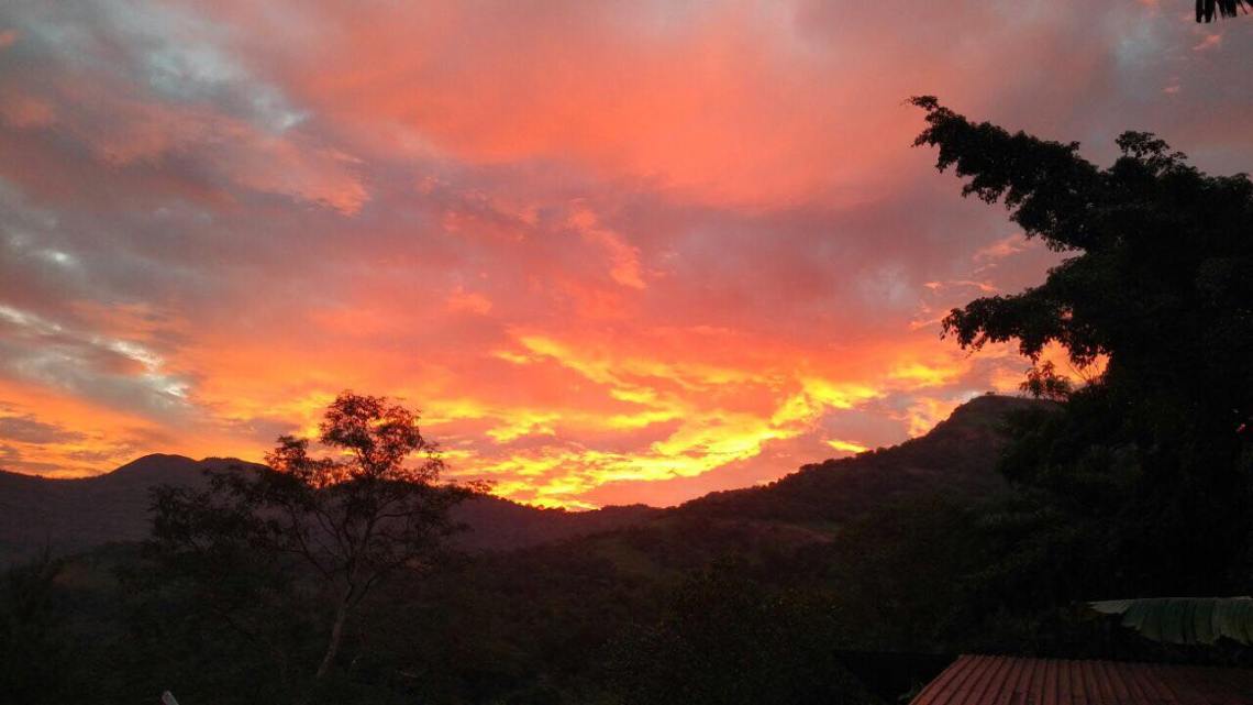 40395504_227358054627258_3422159379435094016_n