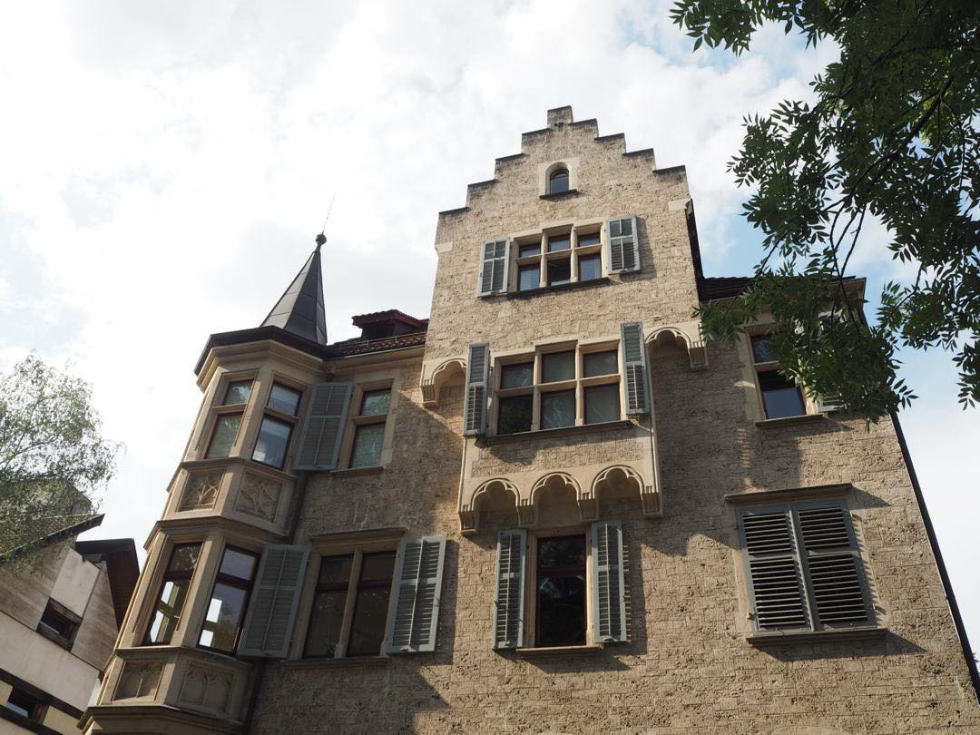 41804885_1585559604883371_5881811786063151104_n