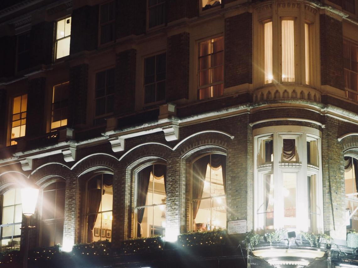 43112853_308275630000346_3165587903006900224_n