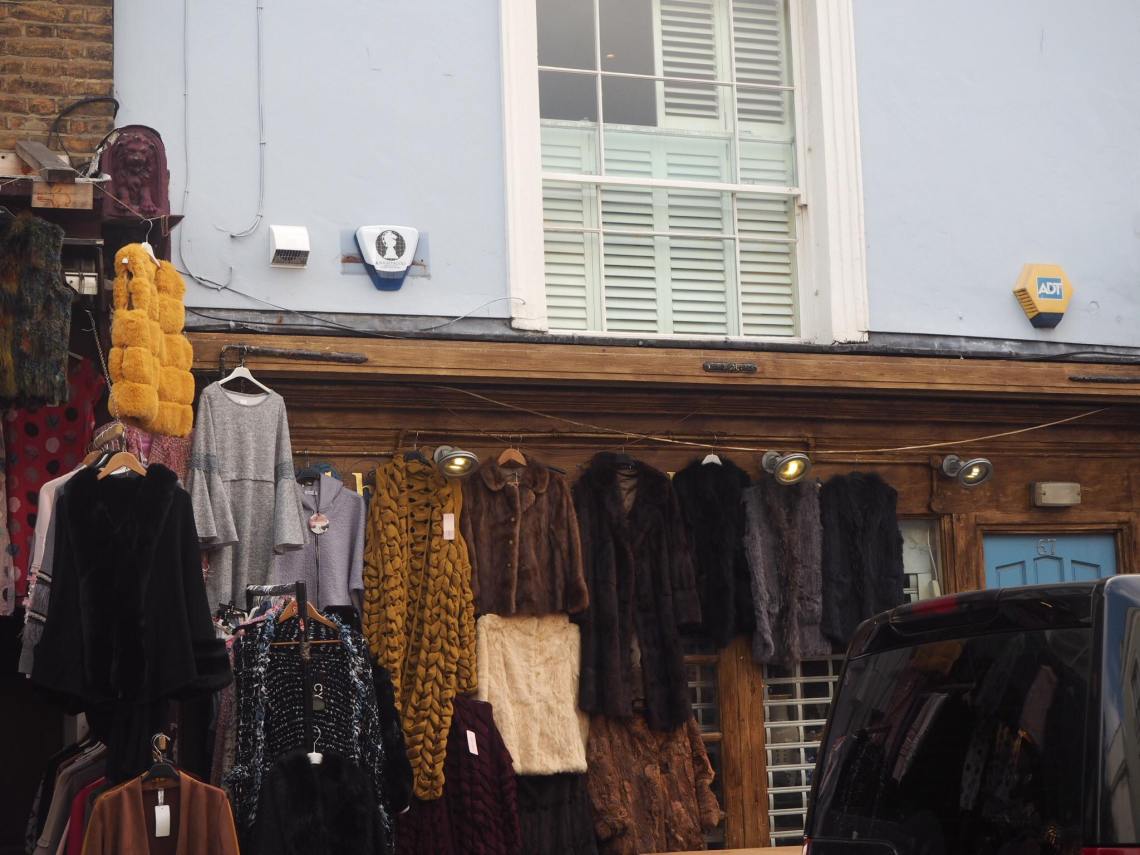 43119286_1907454156229484_8143934789867536384_n