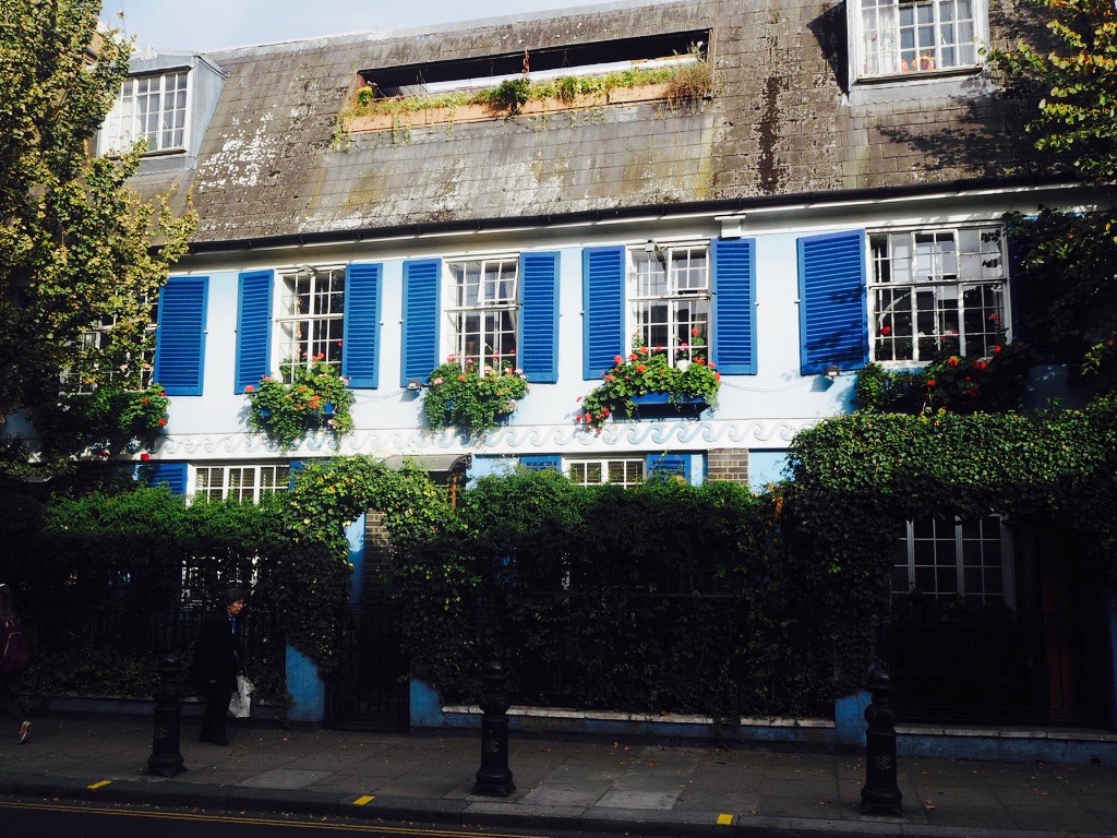 43141054_596577000775183_6174629943201234944_n 2