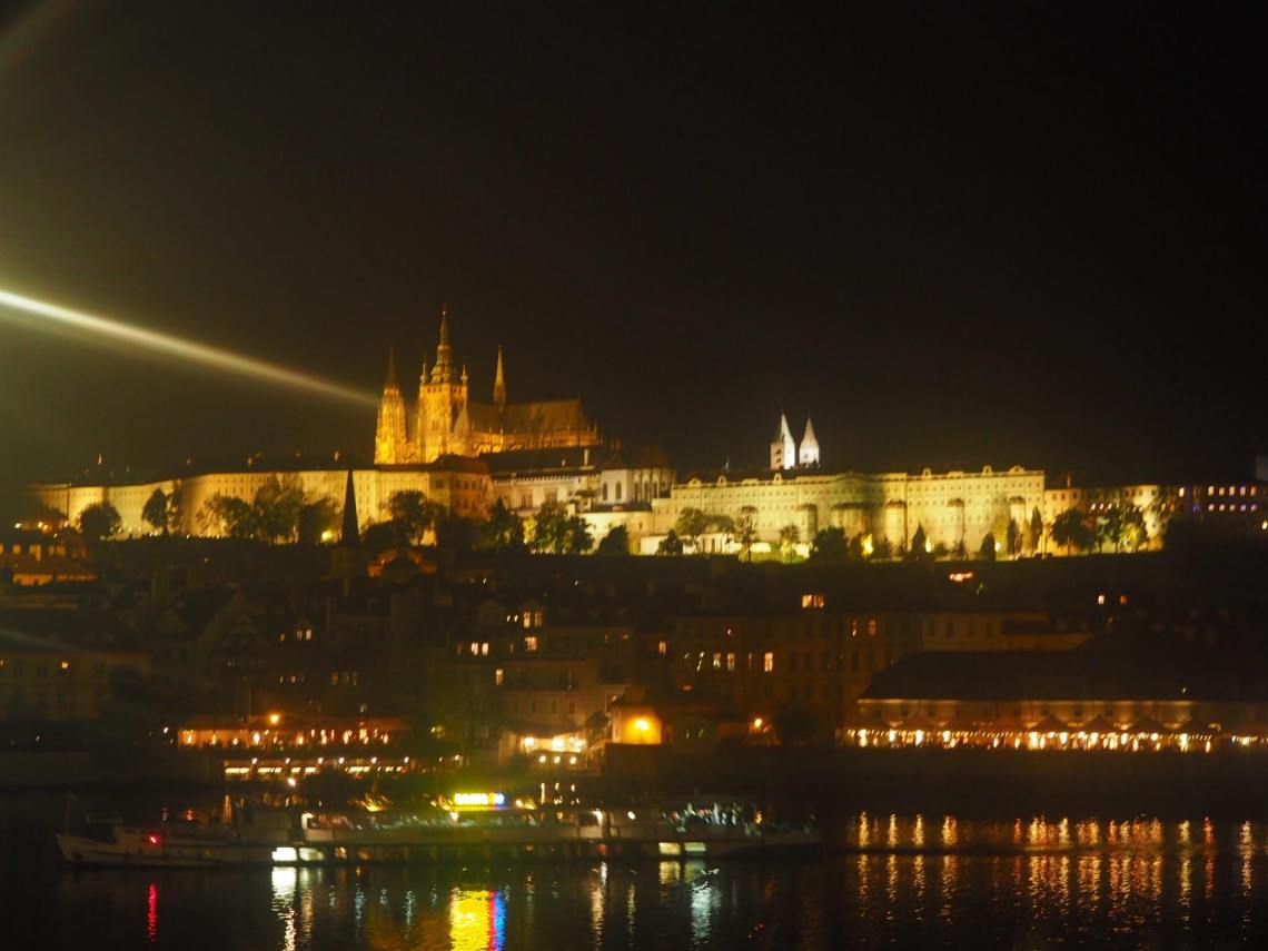 43389646_758010081210205_4745154038411034624_n