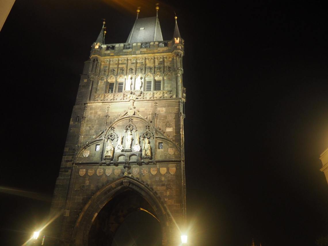 43405770_2296042230423101_4460678679151771648_n