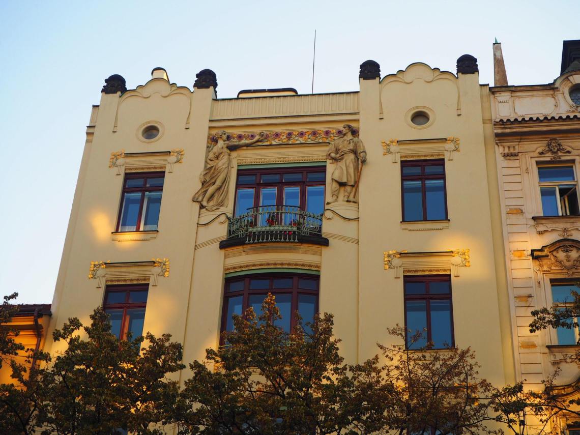 43588756_982903935215843_4661795440524525568_n