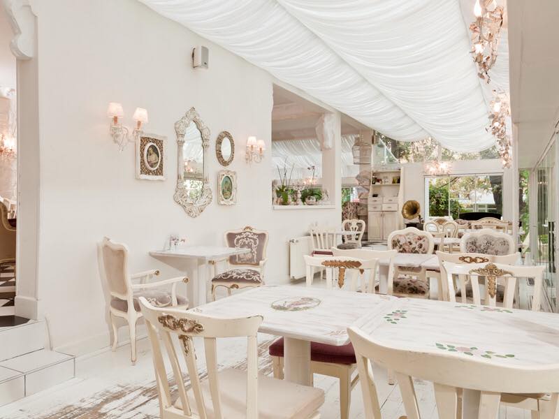 49949094_1830918217035736_7092088004767907840_n